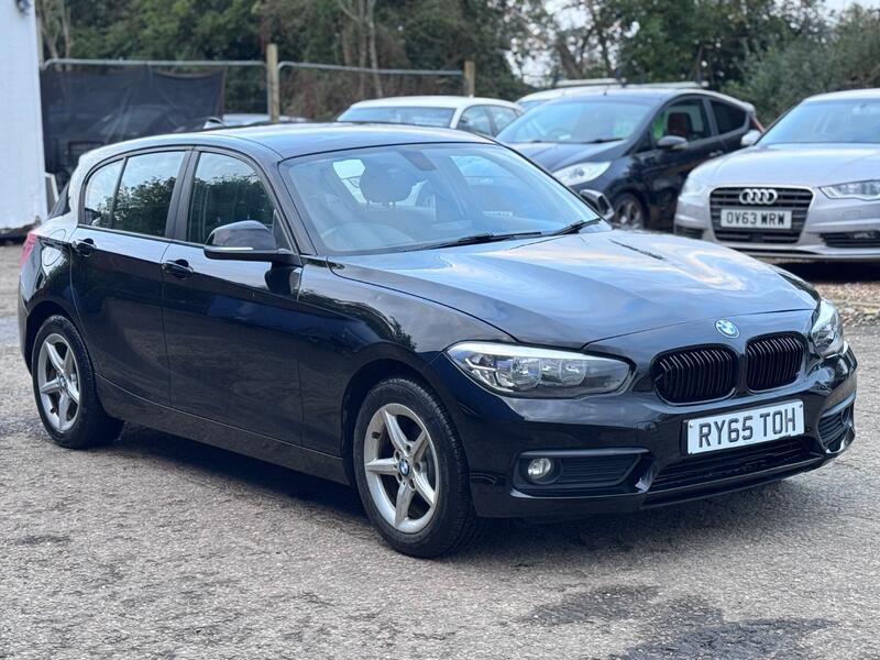 BMW 1 SERIES