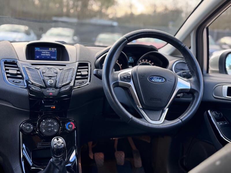 FORD FIESTA